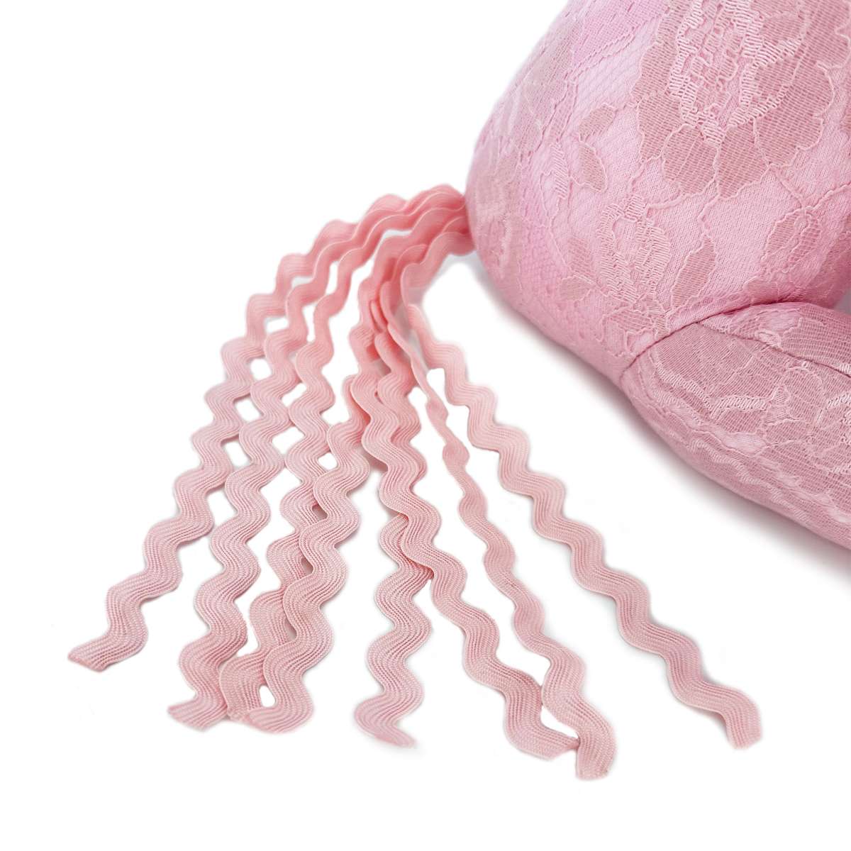 Beagle dog tail made of lace fabric