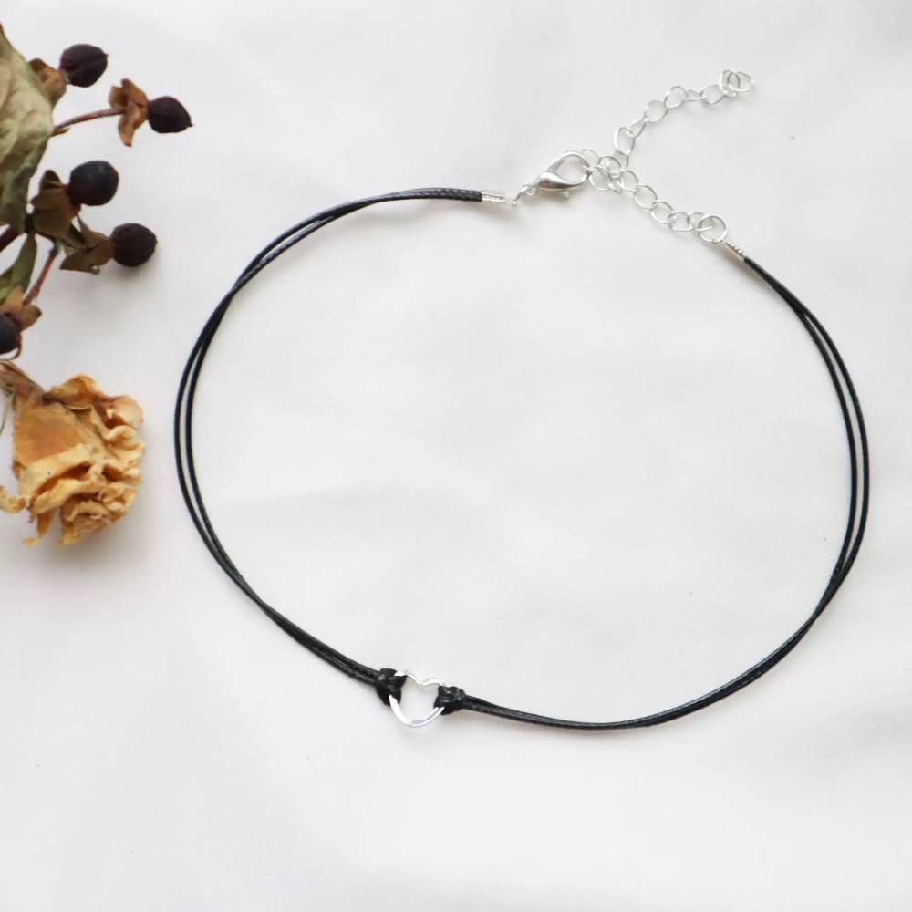 Cute Black Cord Lace Ribbon Choker