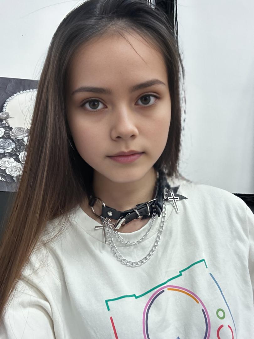 Gothic Heart Crystal Black Leather Choker