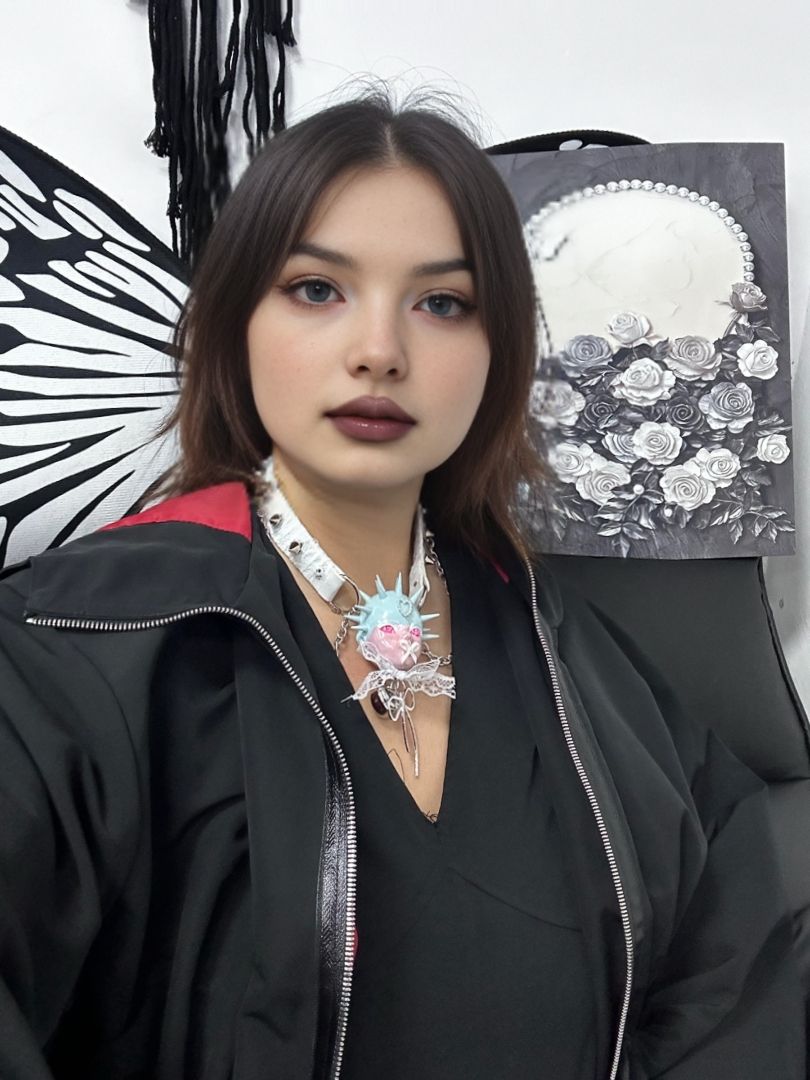 Yami Kawaii Spiked Doll Face White Lace Leather Choker