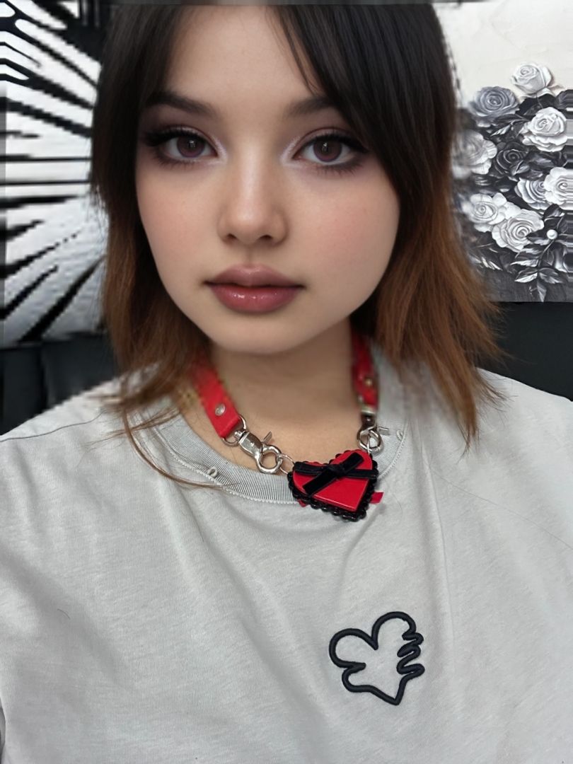 Cute Red and Black Heart Leather Choker