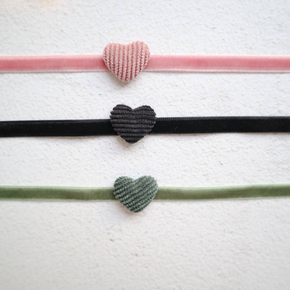 Cute Heart Velvet Cord Choker