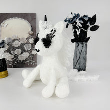 Side of white unicorn