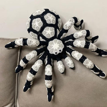 Black and White Spider Crochet DIY Kit