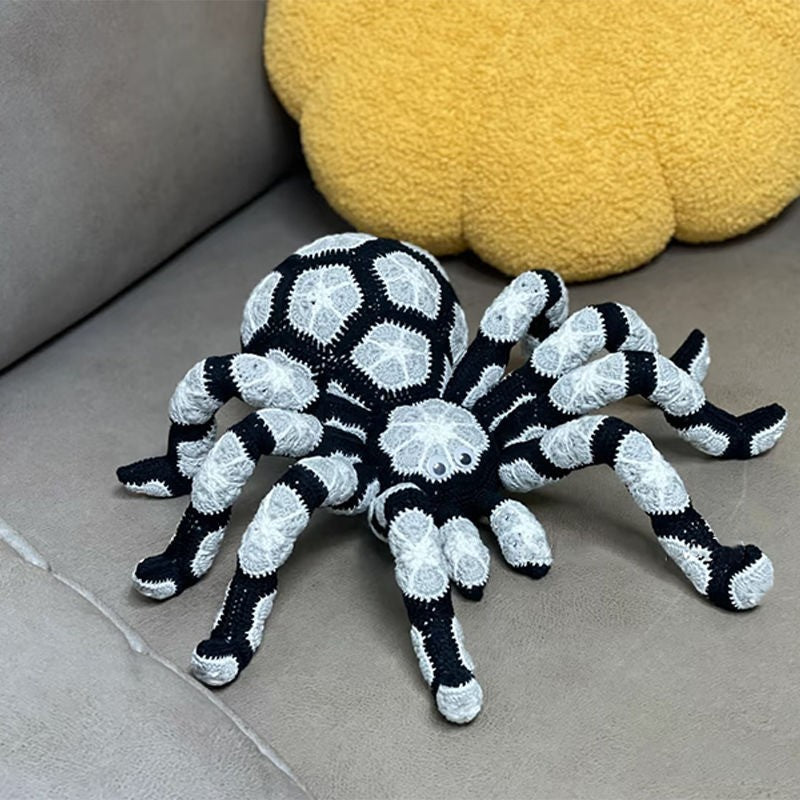 Black and White Spider Crochet DIY Kit