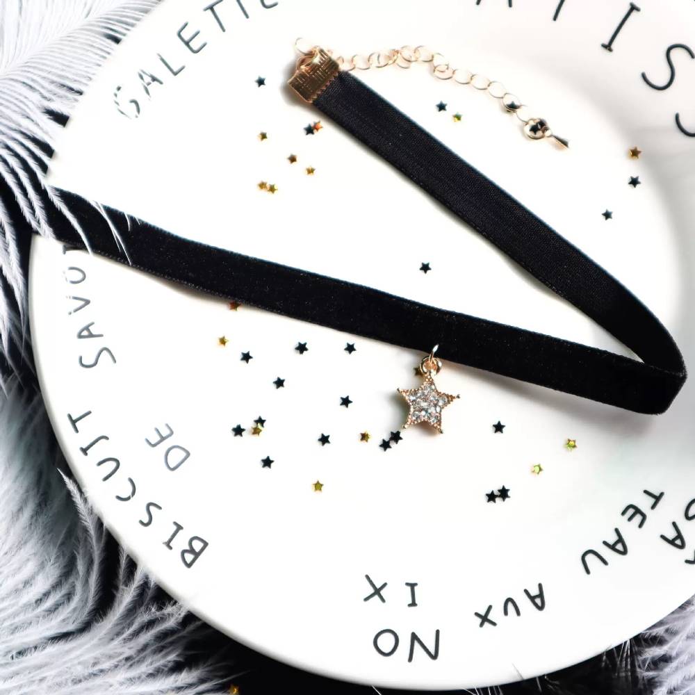 Cute Black Cord Lace Ribbon Choker 