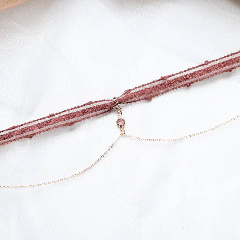 Elegant Brown Choker 