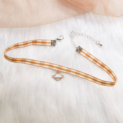 Elegant Brown Choker 