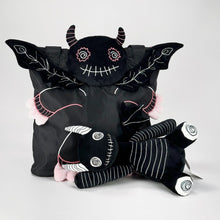 Carsick Dragon couple Set