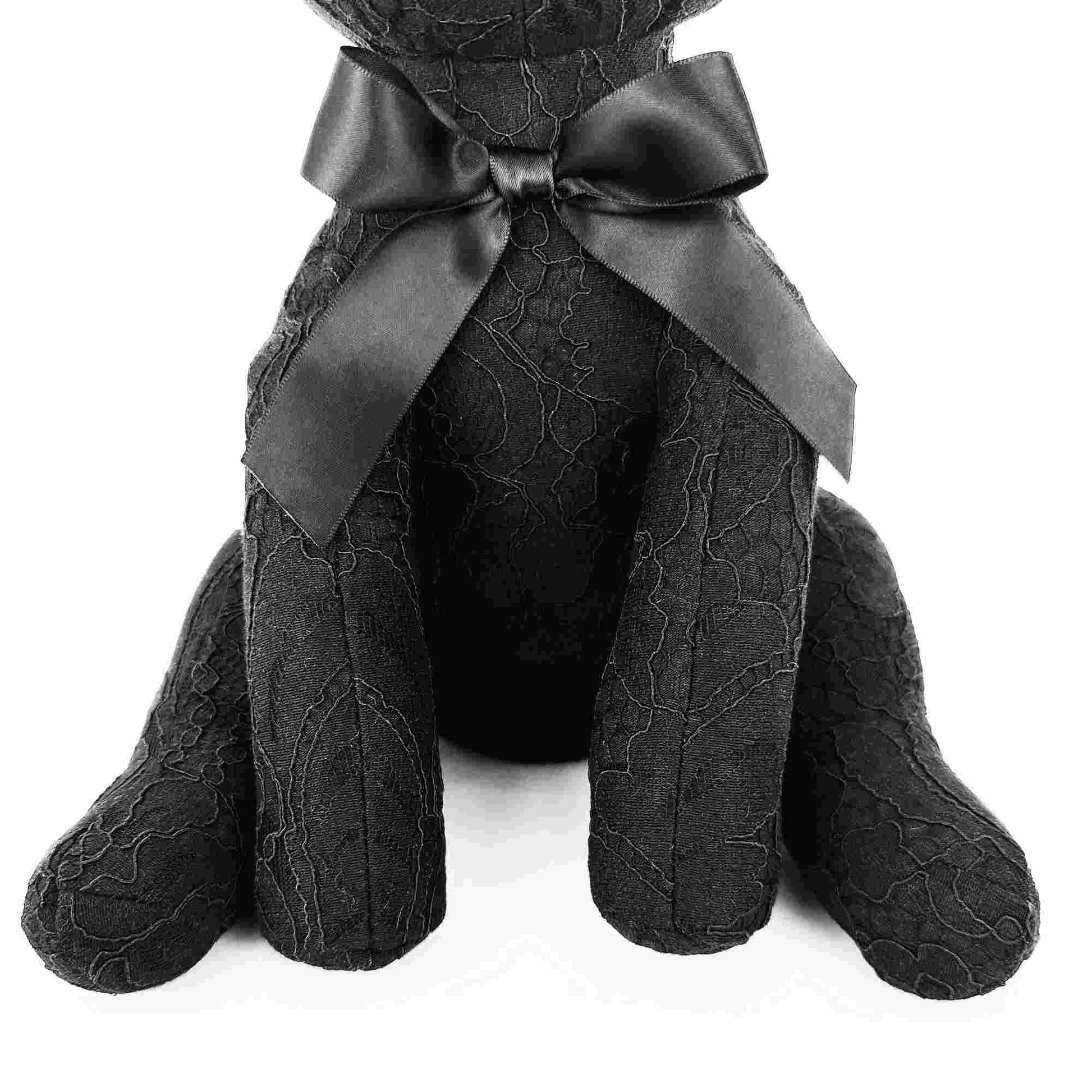 elegant bombay black cat bowtie