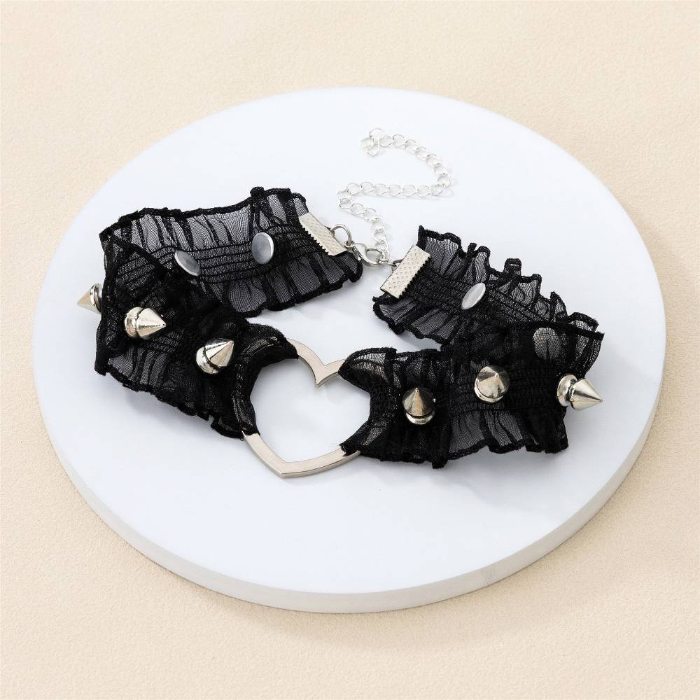 スタッズハートフリル チョーカー レース