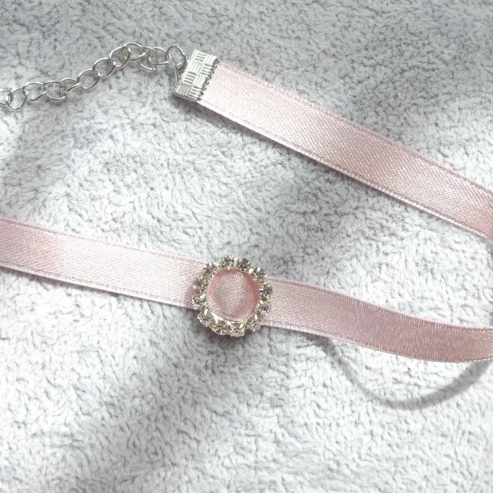 Sweet Pink Choker