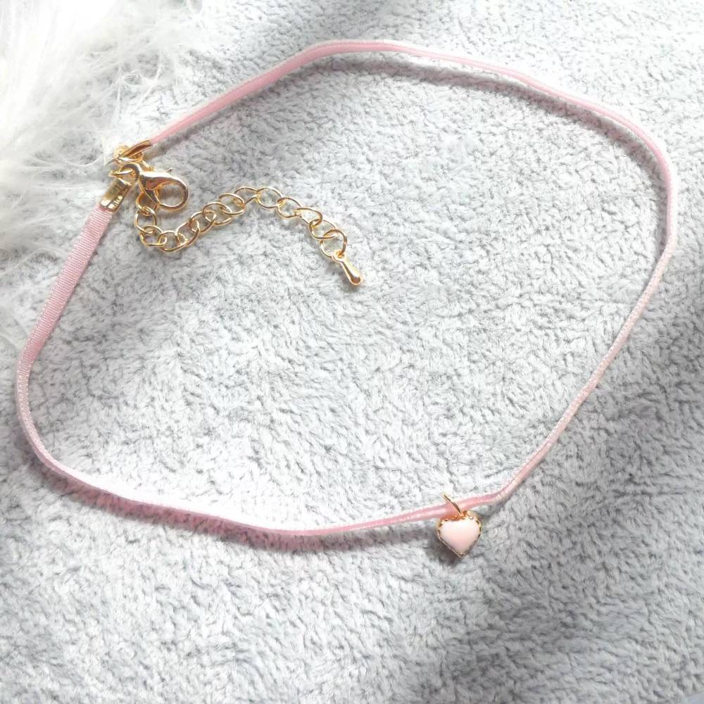 Sweet Pink Choker
