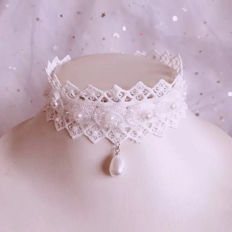Cute Pearl Decoration Ribbon White Lace Choker
